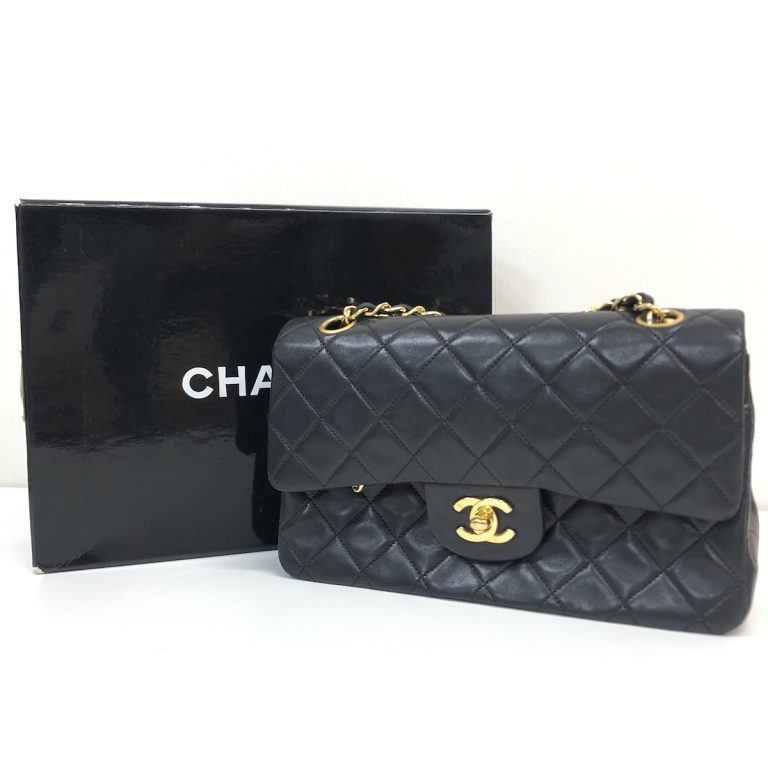 CHANEL / マトラッセ チェーン ショルダーバッグ