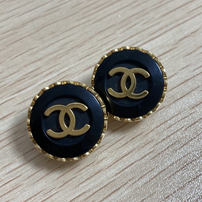 CHANEL イヤリング ロゴ ココマーク