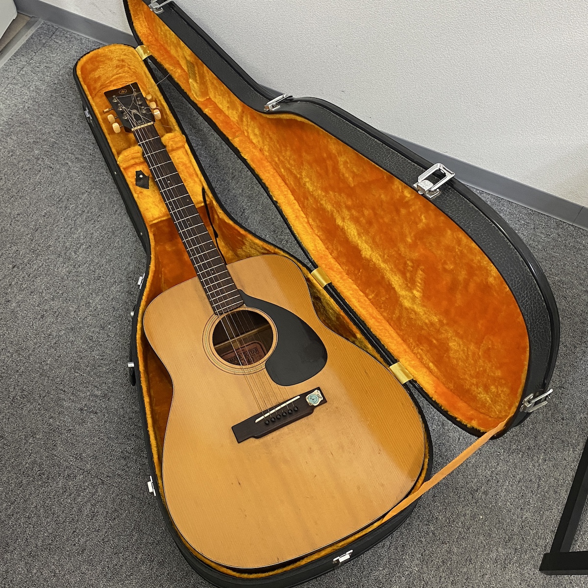 YAMAHA アコースティックギター画像