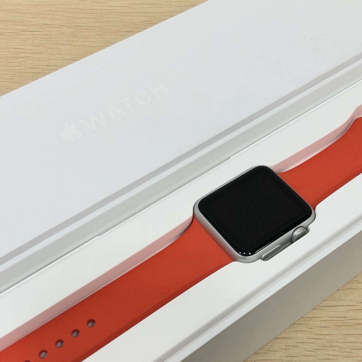 Apple Watch SE 第2世代 GPSモデル画像