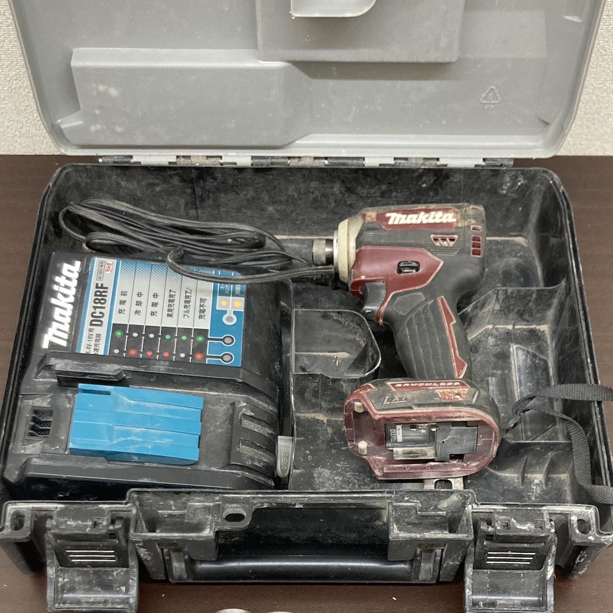 マキタ インパクトドライバー TD171D画像