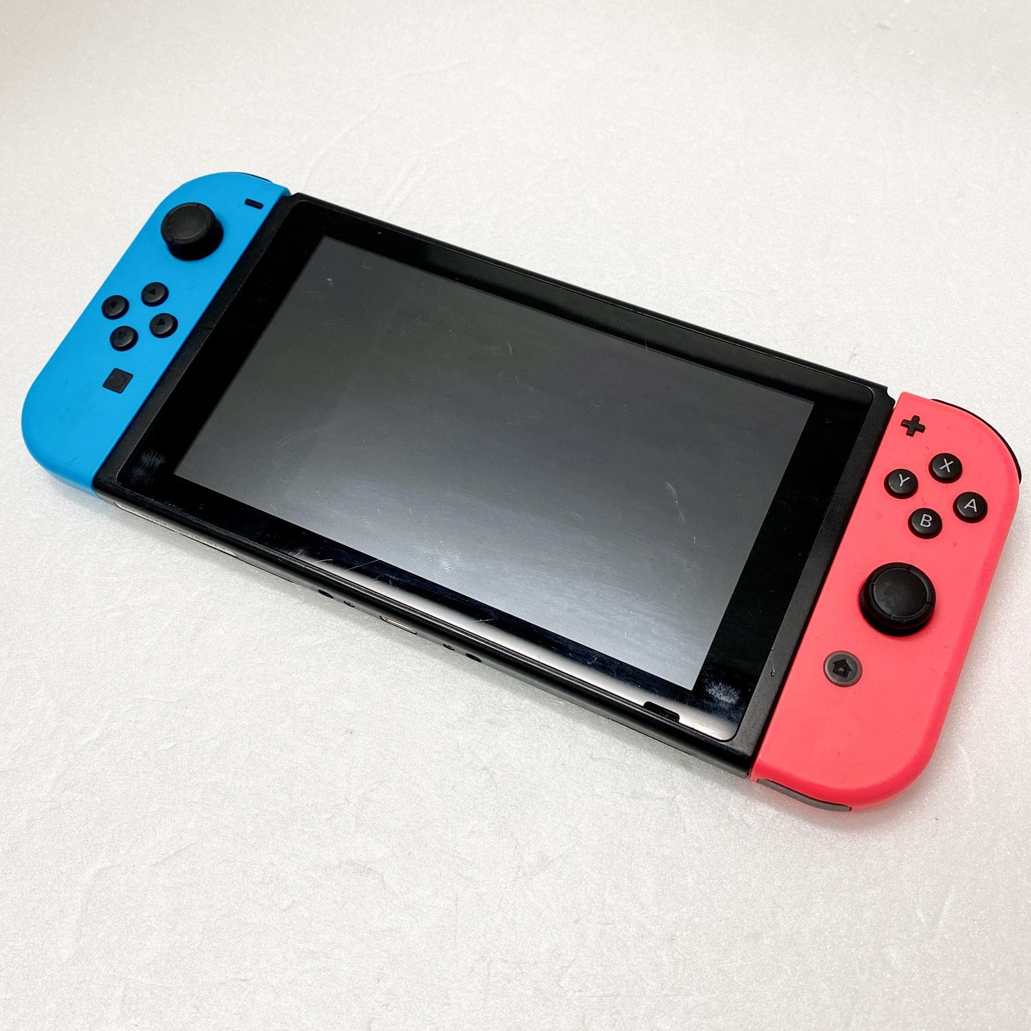 Nintendo Switch 本体のみ画像