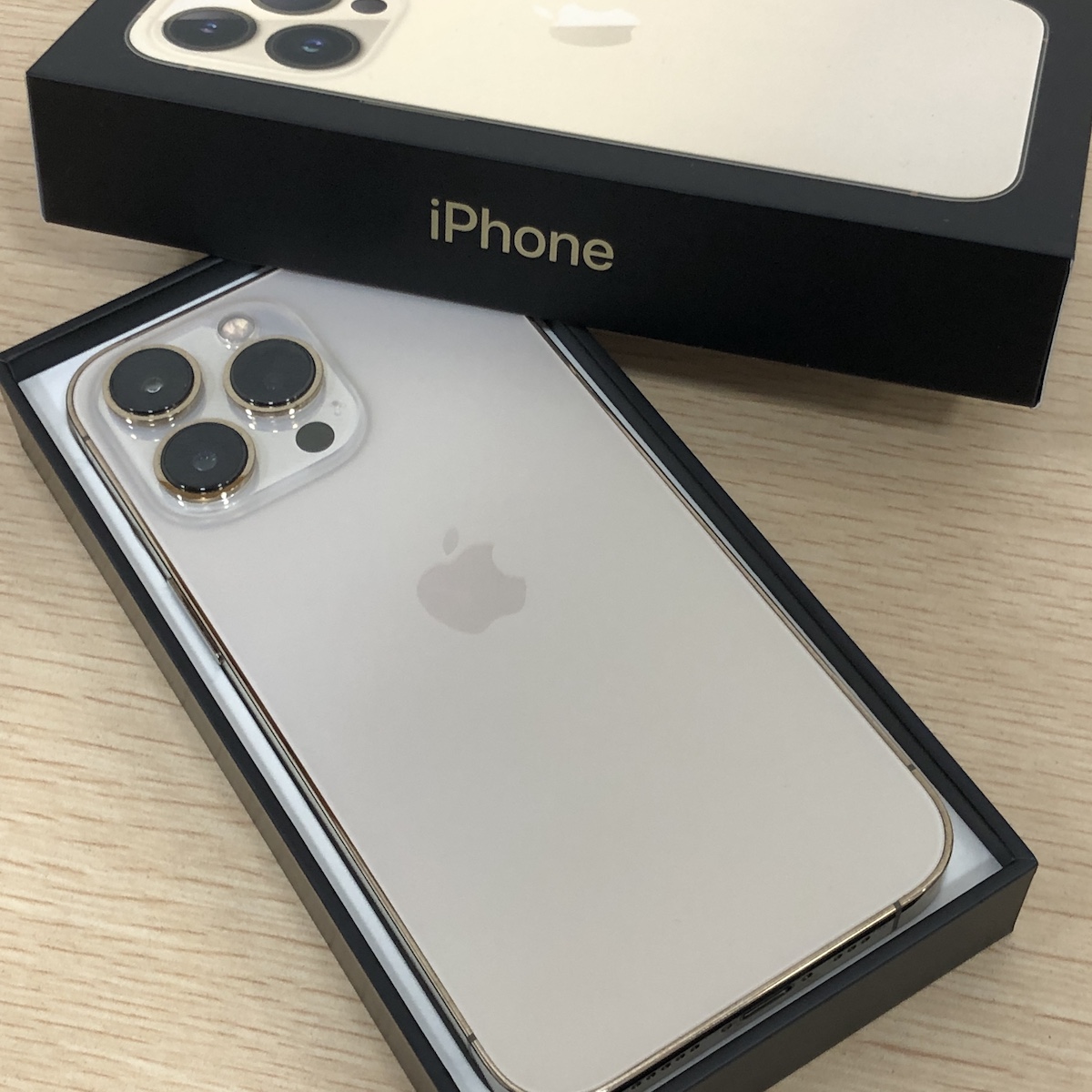 iPhone 13 Pro画像
