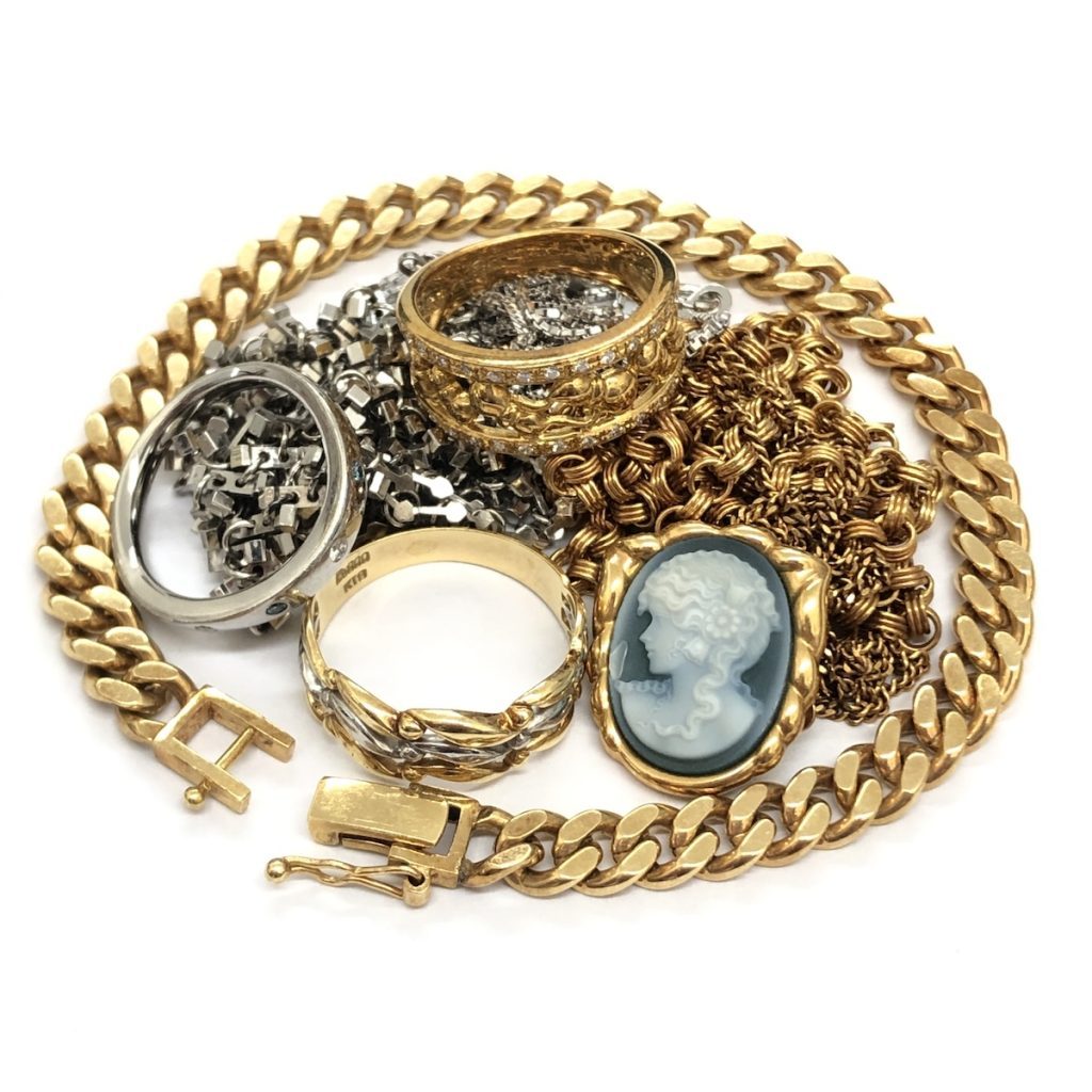 K18 / Pt950 / Pt850 / ネックレス / リング / ブレスレット