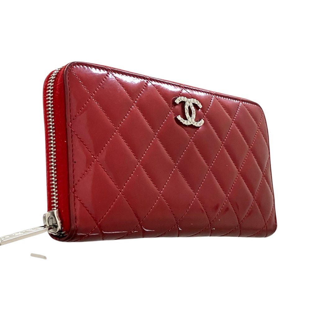 シャネル ブリリアント マトラッセ ラウンドファスナー 長財布