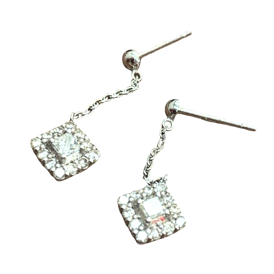 K18WGピアス画像