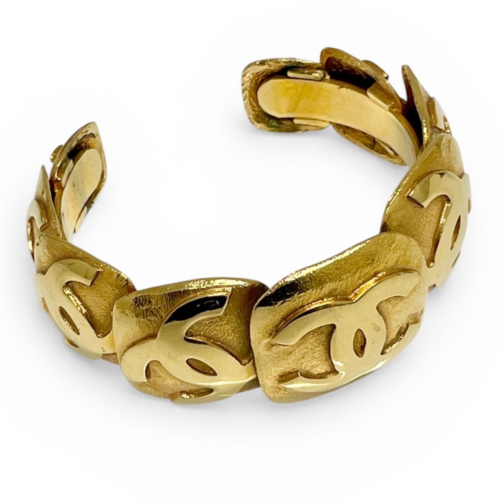 CHANEL シャネル バングル画像