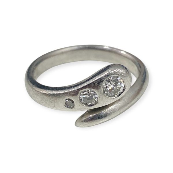 Pt900リング 3Pダイヤ画像