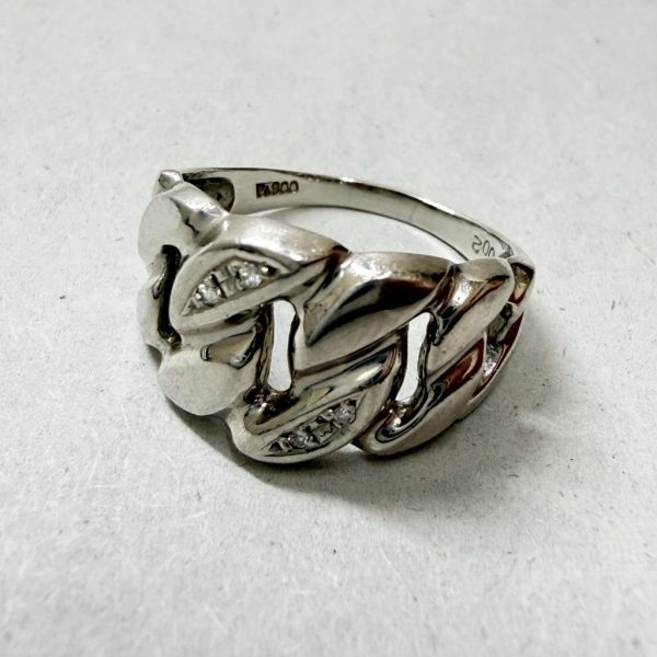 Pt900 / プラチナ / リング / 指輪 / メレダイヤ / 宝石画像